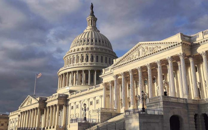 ΗΠΑ: Η Βουλή των Αντιπροσώπων ενέκρινε το πακέτο βοήθειας σε Ουκρανία και Ισραήλ