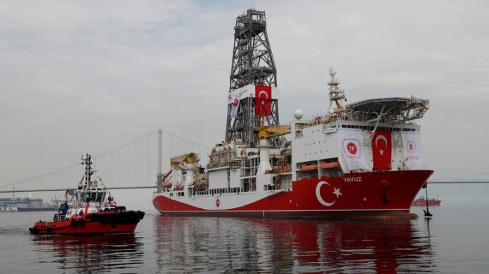 Η Άγκυρα φέρεται να απομακρύνει το τουρκικό γεωτρύπανο 