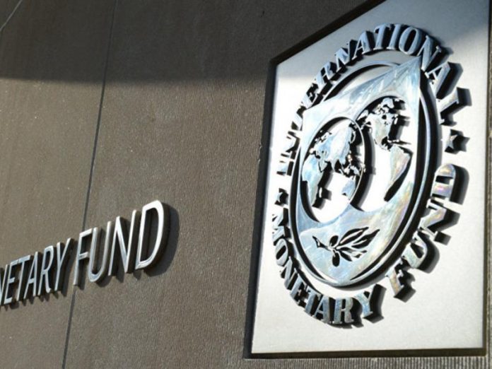 ΔΝΤ: Αποκλιμάκωση του χρέους στην Ελλάδα – Ανησυχητικές αυξητικές τάσεις παγκοσμίως