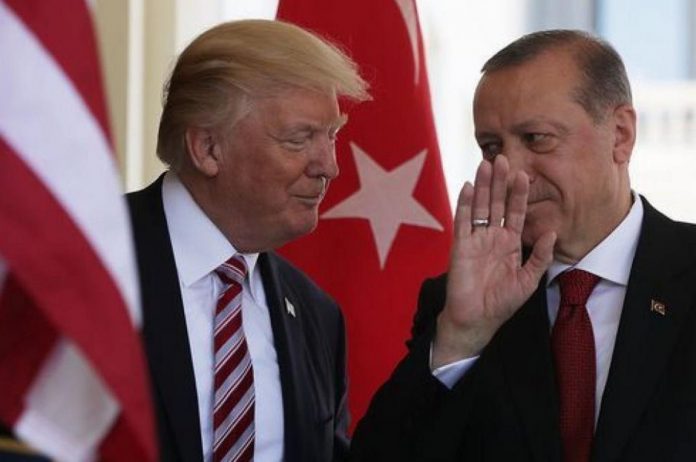 Γιατί ο Τραμπ υπέγραψε τις κυρώσεις κατά Ερντογάν
