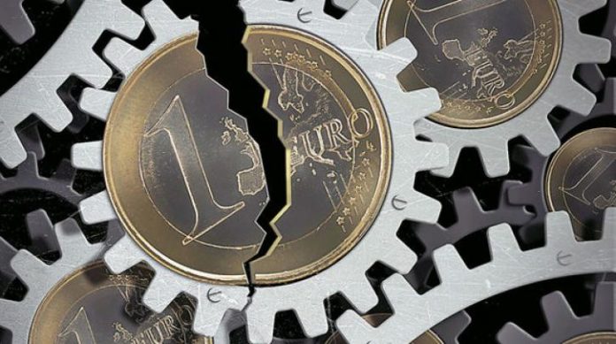 Financial Times: Η Ευρωζώνη βρίσκεται ήδη σε ύφεση