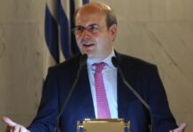 Χατζηδάκης: "Εντός του 2022 θα υπάρξει νέα αύξηση του κατώτατου μισθού"