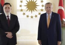 Ο Τούρκος πρόεδρος Ρετζέπ Ταγίπ Ερντογάν είχε μια συνάντηση κεκλεισμένων των θυρών με τον επικεφαλής της λιβυκής κυβέρνησης Σάρατζ