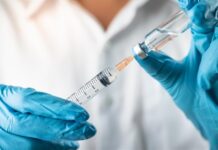 Αναμνηστική δόση με επικαιροποιημένο εμβόλιο: Άνοιξε η πλατφόρμα
