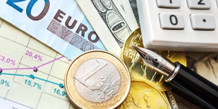 Πέντε φοροελαφρύνσεις ύψους 1,5 δισ. ευρώ το 2023