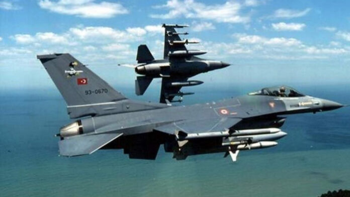 Τουρκικά F-16 υπερπτήσεις