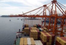 H κρίση στην Ερυθρά Θάλασσα με τις επιθέσεις των Χούθι μείωσε το εισαγωγικό και εξαγωγικό εμπόριο της Ινδίας κατά, 6,7% και 4,89% αντίστοιχα