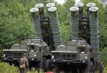 Συστοιχίες πυραύλων S-300 και S-400 εγκαθιστά ο Πούτιν στα σύνορα Λευκορωσίας-Ουκρανίας