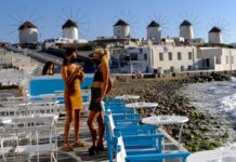 Το 88,9%  των "φτωχών" ελλήνων δεν μπορούν να να πάνε διακοπές