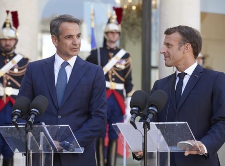 Ελλάδα Γαλλία: Πότε θα ενεργοποιείται η αμυντική ρήτρα
