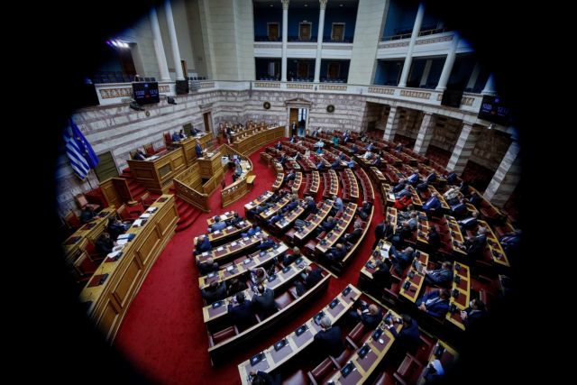Υπερψηφίστηκε ο αναπτυξιακός νόμος στη Βουλή από τη ΝΔ