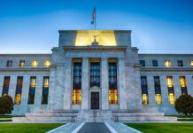 Η Αμερικανική Κεντρική Τράπεζα (FED) αύξησε τα βασικά της επιτόκια κατά 50 μονάδες βάσης
