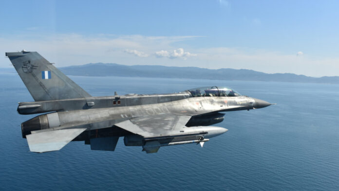 Ουκρανία: Σκοπεύει η Ελλάδα να στείλει μαχητικά F-16 στο Κίεβο;