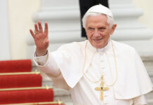 πρώην πάπας Βενέδικτος ΙΣΤ’