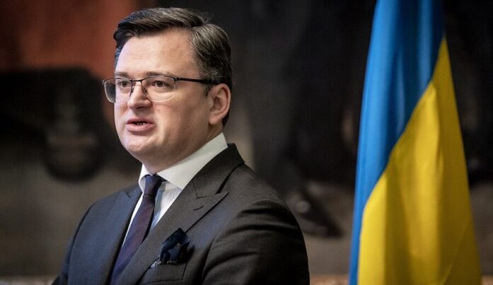Η Ουκρανία είναι έτοιμη να διαπραγματευτεί, αλλά δεν θα παραδοθεί, δήλωσε ο Κουλέμπα.