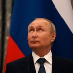 Κάτι τρέχει με τον Πούτιν: Τέλος οι τακτικές επαφές του με τους δημοσιογράφους «μέχρι νεωτέρας»