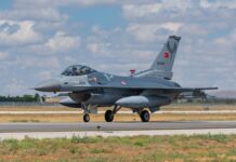 F-16: Γιατί η "δέσμευση" Μπάιντεν στον Ερντογάν για την αναβάθμιση των τουρκικών μαχητικών είναι στον... αέρα