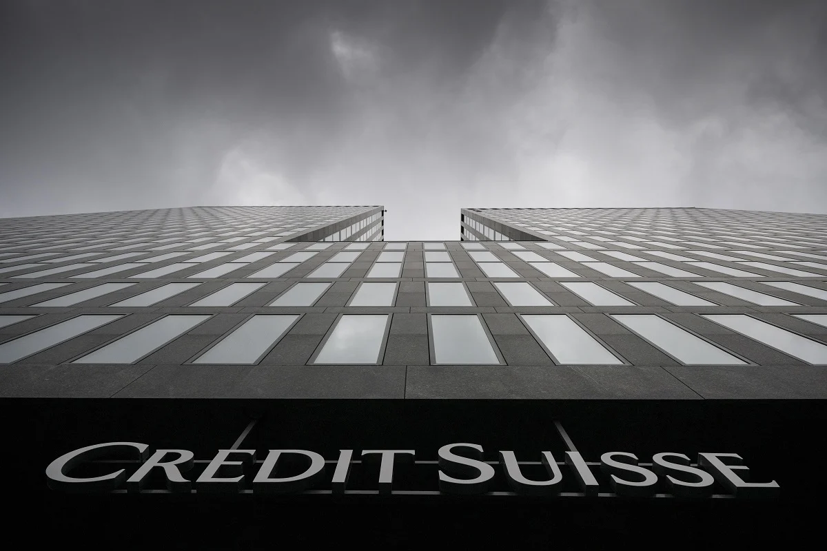 Σάλος στους μετόχους της Credit Suisse. Απαιτούν εξηγήσεις για τη συγχώνευση με τη UBS
