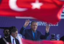 Εκλογές στην Τουρκία: Τι σημαίνει η νέα νίκη Ερντογάν για τη χώρα, την Ελλάδα και τη Δύση