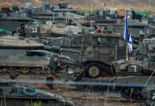 Το Ισραήλ κλιμακώνει τη χερσαία επίθεσή του στη Γάζα με εφόδους στις δαιδαλώδεις σήραγγες της Χαμάς