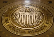 Fed - ΗΠΑ: Στον πάγο τα επιτόκια -Στο 3,5% αυξήθηκε ο πληθωρισμός