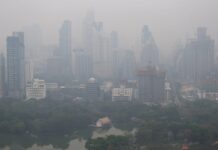 Δικαστήριο της Ταϊλάνδης έδωσε σήμερα εντολή στην κυβέρνηση της χώρας να... αντιμετωπίσει την ατμοσφαιρική ρύπανση