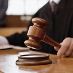 Απολύθηκαν πέντε δικαστές για μεγάλες καθυστερήσεις στην έκδοση αποφάσεων
